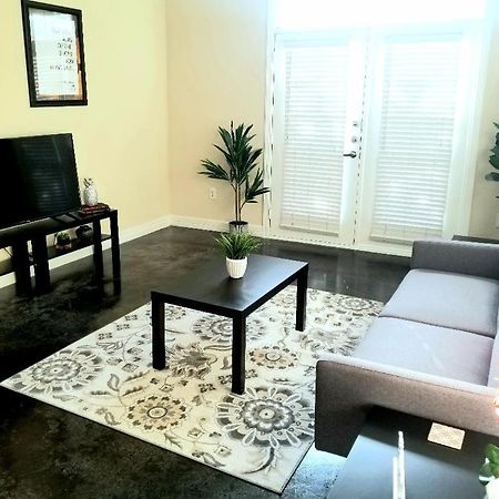 Roomy Downtown Abode Houston Esterno foto