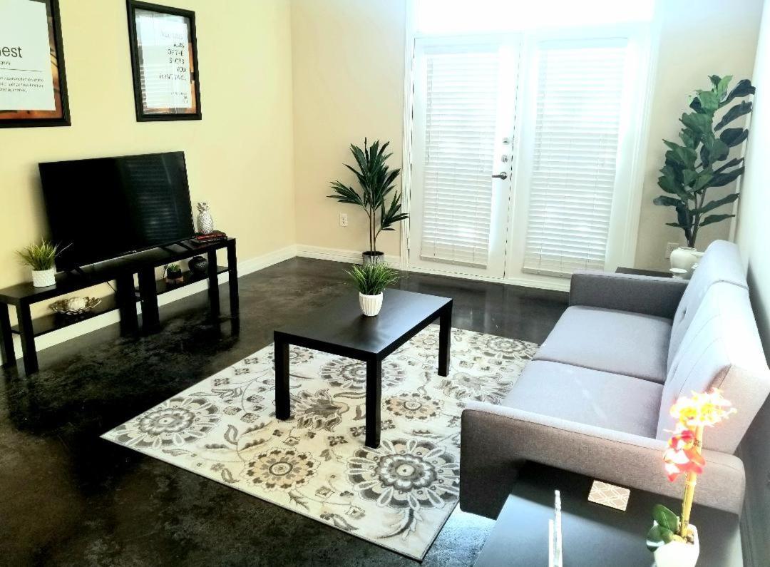 Roomy Downtown Abode Houston Esterno foto