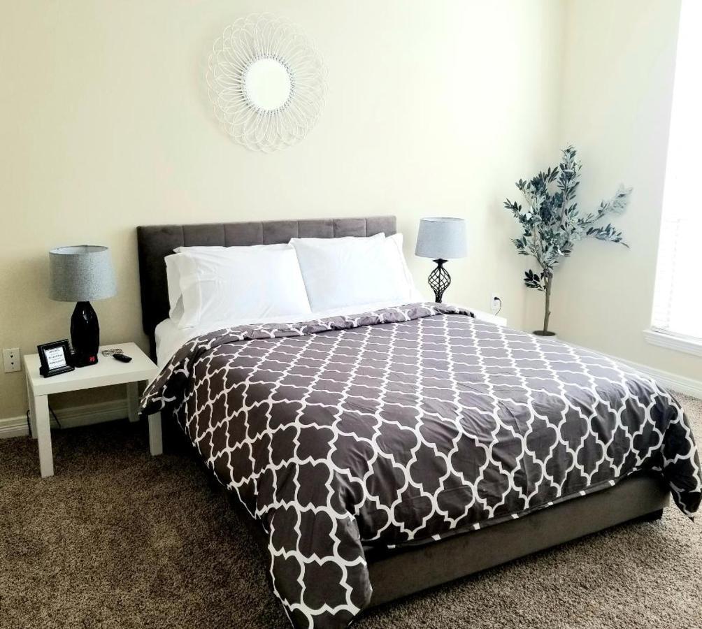 Roomy Downtown Abode Houston Esterno foto
