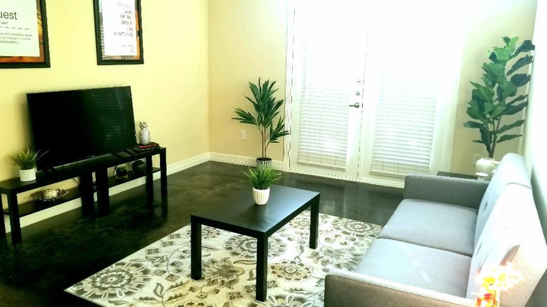 Roomy Downtown Abode Houston Esterno foto